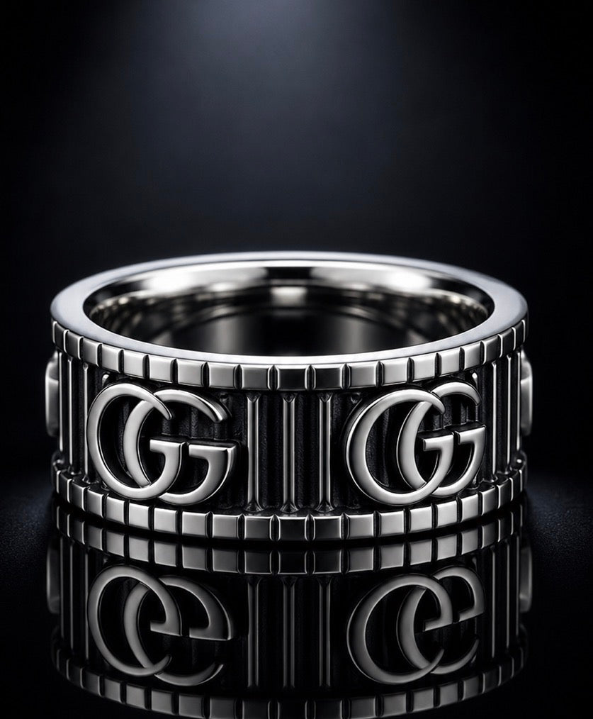 Gucci GG Marmont Band Ring — Aged Sterling Silver, Size 7