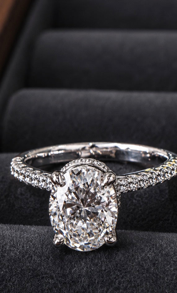 2.5 Carat Lab-Grown Diamond Oval Ring, Platinum