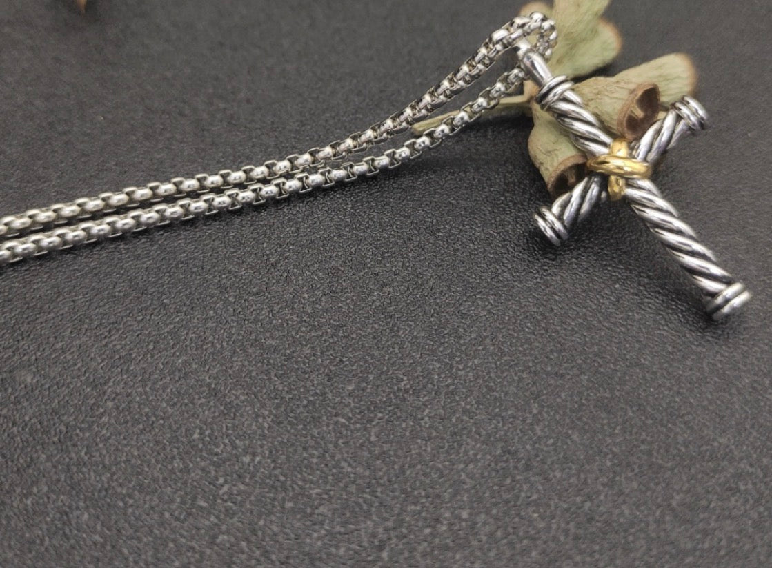 David Yurman X Cross Pendant Necklace — Sterling Silver & Gold, 20"