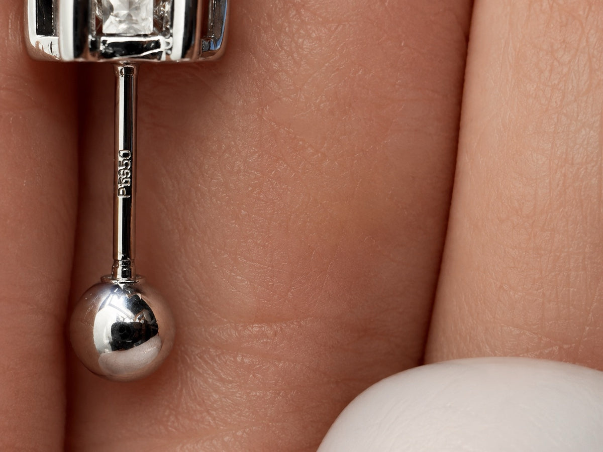 Platinum Pt950 hallmark detail on lab diamond stud earring post