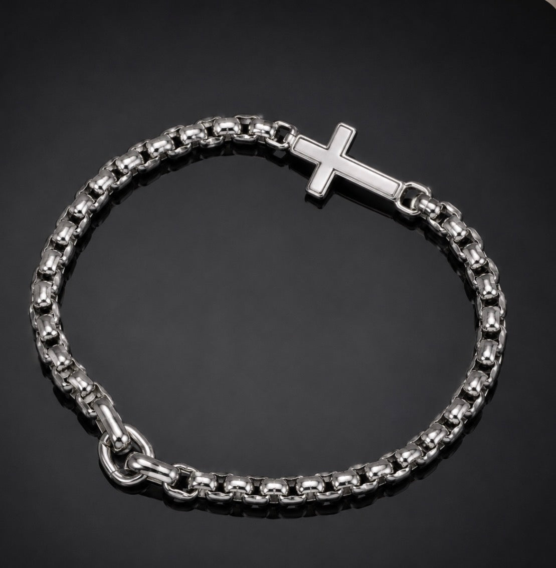 David Yurman Cross Station Bracelet — Sterling Silver Box Chain, 8.5"