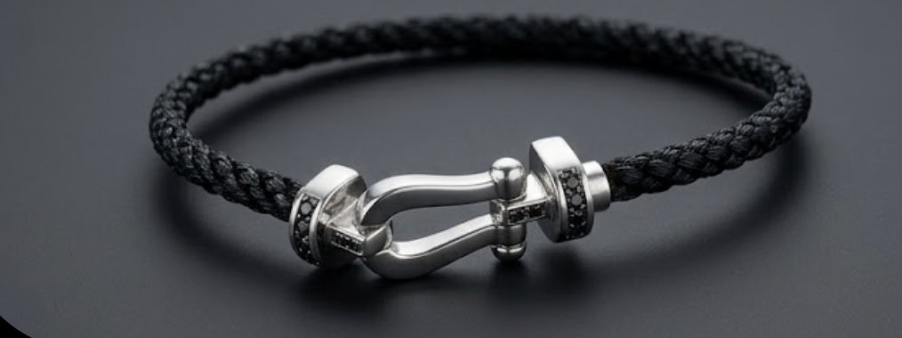 PHNX sterling silver horseshoe bracelet alternate view
