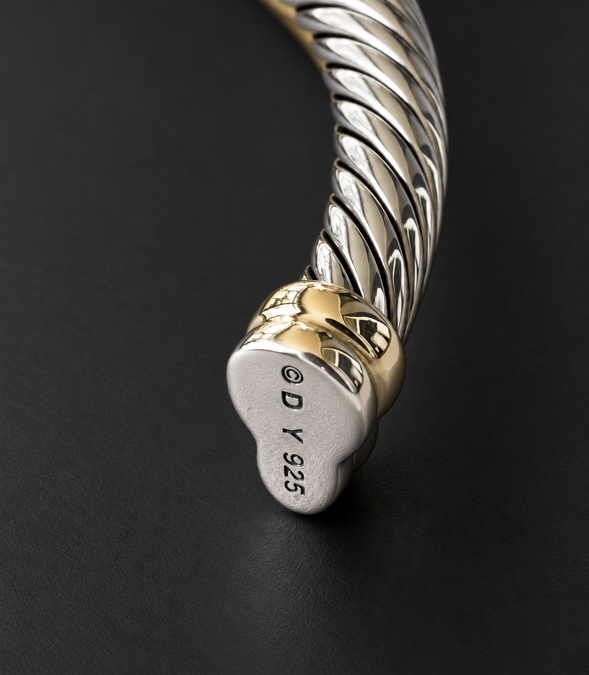 David Yurman crossover cuff D.Y. 925 hallmark detail