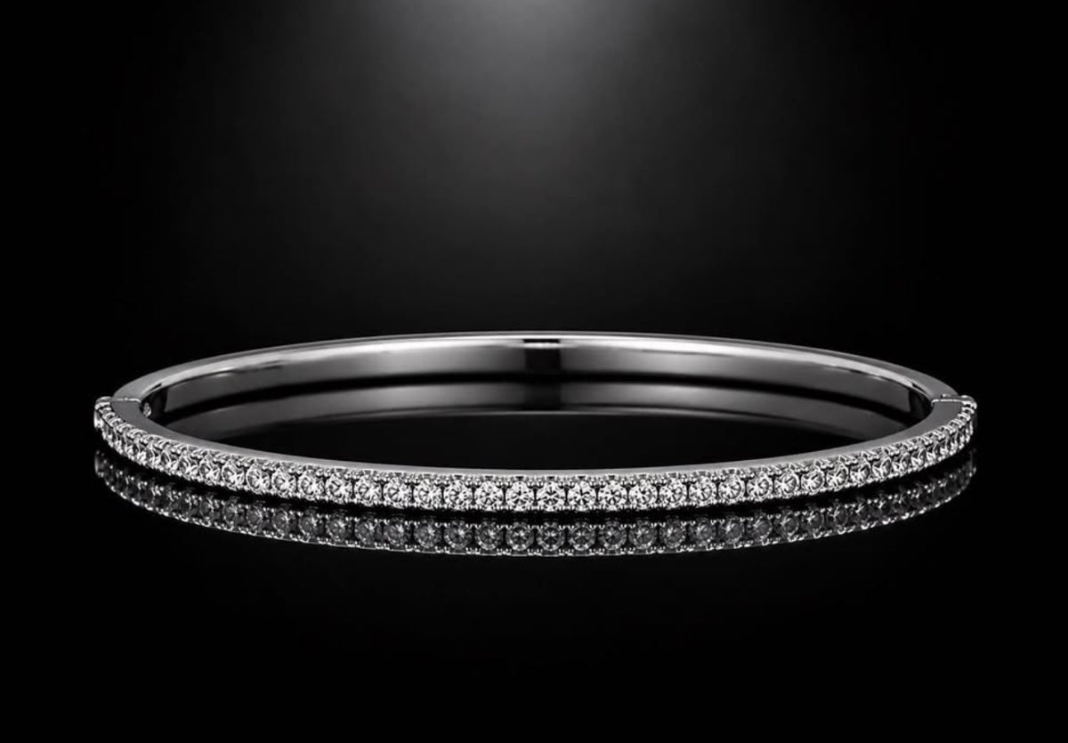PHNX 2 CTW lab-grown diamond bangle bracelet in 18K gold, medium