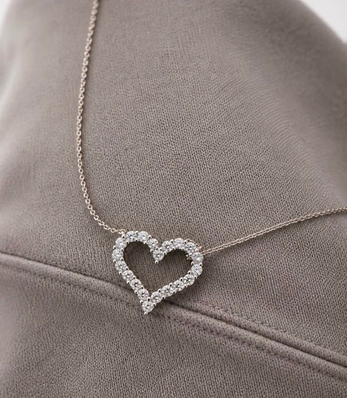 PHNX 3 CTW lab-grown diamond open heart necklace detail